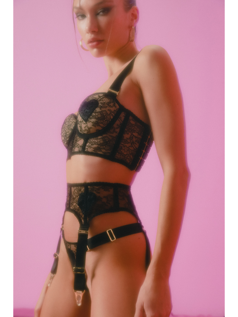 Set QUEEN With Belt